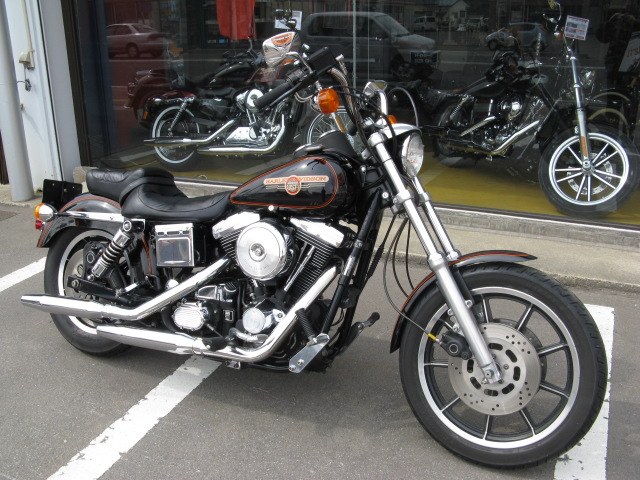 93FXDL.jpg