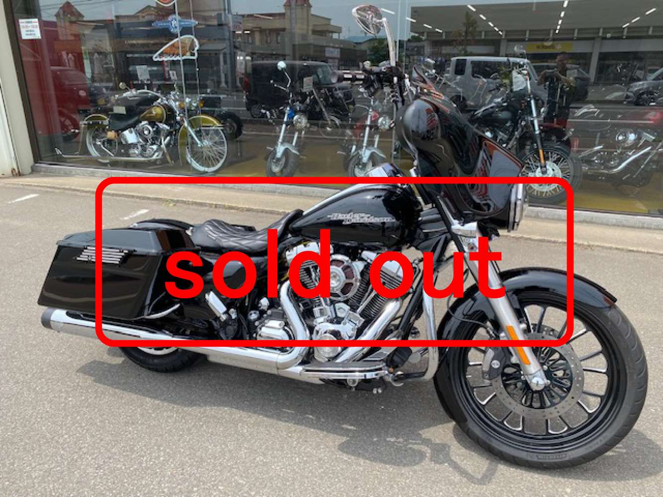 IMG_0123SOLDOUT.jpg