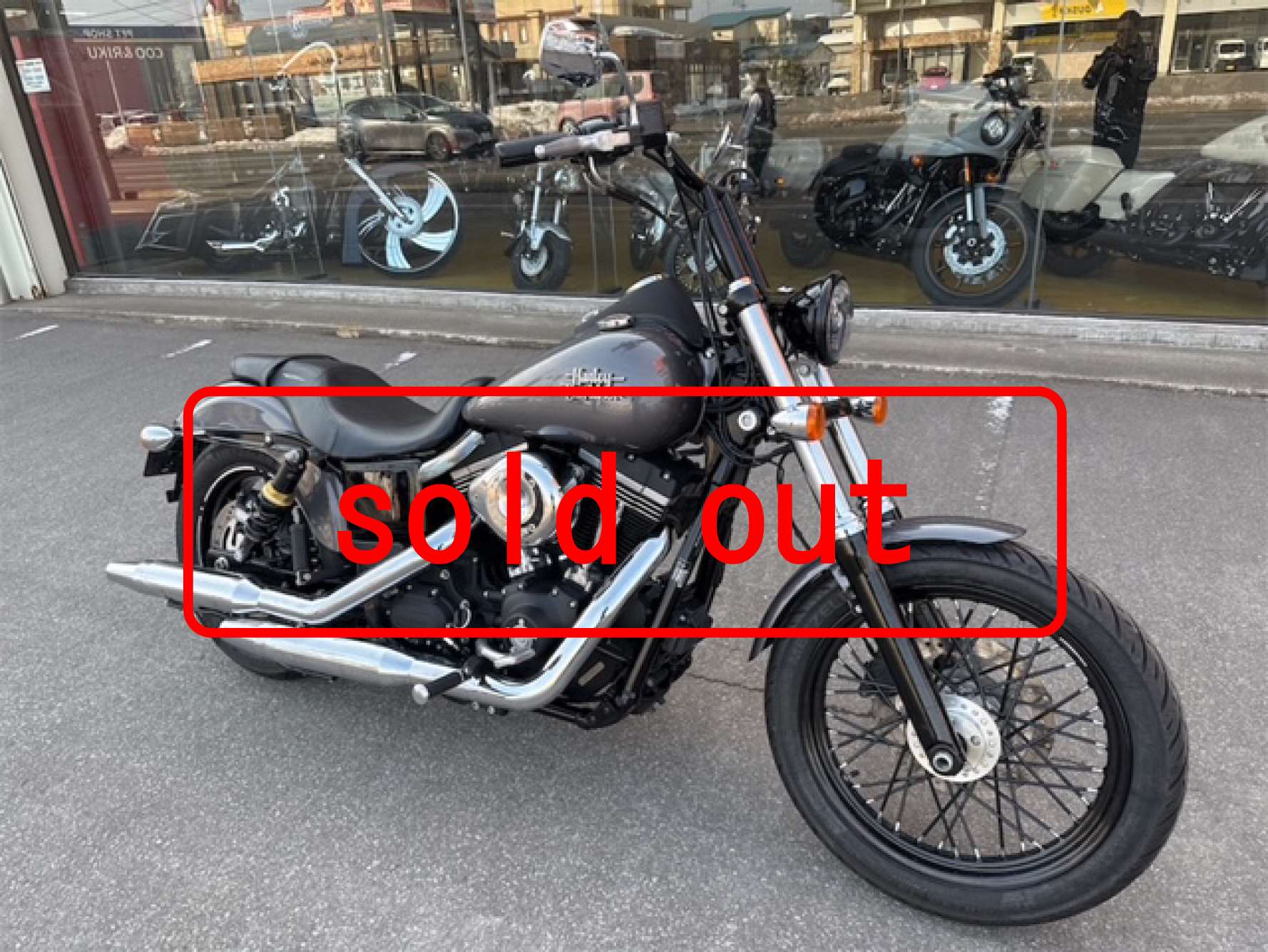 IMG_3614SOLDOUT.jpg